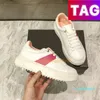 Sneaker lyxiga kvinnor casual skor kalvskinn läder öppen rygg fuchsia rosa vit präglad gul duk brun