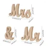 Casamento de decoração de festa Sra. Sra. Wooden Letters Sign Ornaments para casado Decoração de mesa de casa casada suprimentos de presente 8z