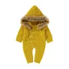 Rompers Baby Girls Chłopcy Romper Romper Winter Solid Kolor Jednostardenowy z kapturem kombinezon z kołnierzem wełnianym 220919