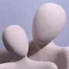 Objets décoratifs Figurines Personnages abstraits créatifs Couple Ornements Céramique givrée Décorations pour la maison Cadeaux de mariage modernes nordiques 220919