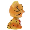 Dekoracje wnętrz 1PC Zabawne wstrząsanie głową samochodową dekoracje lalek Piękny tygrys do domu