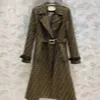 Femmes de luxe designer trench-coats femmes coupe-vent corps lettres imprimer veste lâche ceinture manteau femme décontracté longs trenchs manteau B123