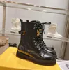 2023 Femmes Moonlight demi-botte Printemps Été bout ouvert et talon robuste Cuir de veau de soie doré doux avec fermeture éclair en métal autour de la semelle extérieure femme Botte bottines taille 35-42