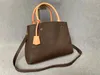 Luxurys Designers Handbags Purses Montigne Bag Women Tote Brand Letter Embossing Louiyity Crossbody Viutonity Shourdle Bags