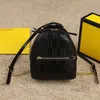 Mochilas escolares Mochilas de designer de alta qualidade Bolsas de mão Bolsa de couro genuíno Impressão Letras Zíper Feminino Ombro Bolsas tiracolo Cla