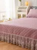 Jupe de lit de luxe couleur unie coton matelassé dentelle volants couvre-lit housse de matelas taies d'oreiller taille nordique ensemble de literie