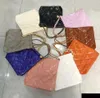 Bolsos de compras con cadena de Color sólido a la moda, bolso de hombro con letras de Metal para mujer, bolso de mano de ocio de gran capacidad, billetera de cuero PU con cuerpo cruzado