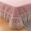 Säng kjol lyxig fast färg bomulls quiltade spetsar ruffles säng bättre madrass täcker kuddfästen nordisk storlek sängkläder