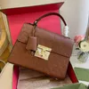 Женские сумки дизайнерская сумка Crossbody Роскошные модные сумки через плечо Высококачественная сумка с буквенным принтом Телефонный кошелек Металлический замок