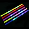 Bastoncini luminosi a LED 20 pezzi Luci per adulti lampeggianti Carnevale Bastone di plastica Bar Tifo luminoso Festa per bambini Regalo di compleanno 220919