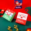 Świąteczne cukierki z pudełkami z wstążkami pudełko prezentowe Wzory na świąteczne elementy na wigilijne przyjęcie