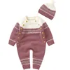 Rompers dzianinowy wzór nadruku Born Boy Girl Jumpsuits CAP Zestaw Zestaw Zestaw jesień zima małe dziecko niemowlę ogólne ubrania 220919