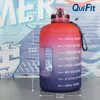 물병 Quifit2.2L/3.78lbouncing Straw Sports 갤런 물병 피트니스/홈/야외로 먼지 방지 및 누출 방지 물병 220919