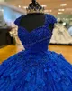 Robe De Quinceanera Bleu Royal Paillettes Perles Hors Épaule Coing Robe De Bal À La Main Fleur Cristal Corset Doux 15 Fête D'anniversaire De Bal Robes De 15 Anos Rouge Vert