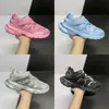 Casual schoenen mannen dames designer sneakers netto schoenen metaal zilveren ijsblauw zwart witte gele bordeauxrode roze marine koninklijke grijs paris mode sportschoen