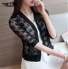 Pulls pour femmes 2022 printemps été mince gilet femmes tricoté gilet chemise dentelle crochet sexy pull veste courte crème solaire vêtements mode J220915