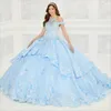 Light Sky Blue Lace Ball Gown QuinCeanera Dresses Appliced ​​Halter Halsringning Tärbror Promklänningar Tiered Sweep Train Sweet 15 Masquerade Dress