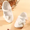 Sneakers Top Baby Girls Shoes Kids Bow Knot Princess Shoes For Wedding Party Dance Student Leather Red Black White 18 24m 3 14t 220920