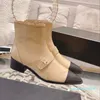 أحذية للسيدات الجوارب النسائية العجل منخفض الكعب مع سستة مبطن الملمس المدببة مصمم الرسائل أزياء الركبة Kneight Western Boot في الهواء الطلق حذاء غير رسمي