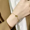 Örhängen 2022 Trend Smycken Armband För Kvinnor Guld Färg Blommor Söt Romantisk Lycka Klöver Bröllopsfest Presenter CZ