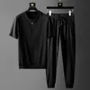 メンズトラックスーツTシャツパンツサマーハイエンドファッション2ピースレジャースポーツ通気性ソリッドカラー高品質のスーツ220919