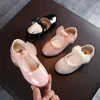 Sneakers Kids Leather Girls Shoes Shining Shell Princess For Wedding Children Lace Bow Spring Summer Dress F03111 220920