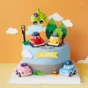 お祝いのサプライズケーキの装飾カラフルな漫画車プルバック車の男の子の誕生日トッパーデザートの装飾