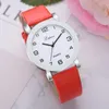 Armbandsur Sportläderband Casual Ladies Watches Women Lvpai Woman's Watch Fashion Simple White Quartz