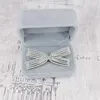 Elegant Bowknot Brosch Silver Pearl Rhinestone Bowknot Brosches Suit Lapel Pin For Gift Party