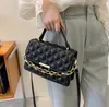 HBP Çanta Kadın Minimalist Sensör Kabuğu Küçük Kare Beyaz Khaki ve Kırmızı Çantalar Akrilik Crossbody Omuz Çantası BB10