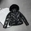 디자이너 여성 다운 재킷 자수 배지 겨울 코트 Celac Fur Collar Winter Coats