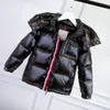 Bebek giysileri katlar kapşonlu kışlık ceket tasarımcısı ceket erkek kız kalın sıcak dış giysiler 90 beyaz ördek ceketleri fasion windpr3253057