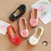 Turnschuhe Herbst Kinder Schuhe für Mädchen Tanzen Schuhe Kinder Mädchen Leder Weichen Boden Große Blume Loafers Rot Weiß Schwarz Rosa 220920