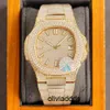 Zegarek na rękę Pełne diamentowe zegarek Męskie zegarek automatyczne zegarki mechaniczne zegarki ze stali nierdzewnej Pasku Sapphire Waterproof Waterproof Ice Starry 40 mm Montre de Luxe MI4C