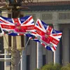 Bannière du jubilé de la reine Elizabeth II Platinums 2022 Drapeau Union Jack mettant en vedette Sa Majesté la Reine 70e anniversaire Souvenir britannique GWE14294