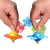 Houten kleurrijke ontspannen ornamenten mini hand spinner bloemen spinnen top nieuwigheid verlicht stress spinner speelgoed bloemen