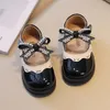 Turnschuhe Mode Süße Baby Mädchen Schuhe Patent Leder Bowtie Perle Kinder Flache Kinder Kleinkind G800 220920