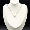 Collar de joyer￭a de dise￱ador Sets de dise￱adores de ensue￱o Diamantes Diamantes Blancos Red Green Calcedon￭a Elegante para mujeres D￭a de San Valent￭n Oficina informal Elegante