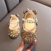 Кроссовки Spring Girls Shoes Glitter свадебная производительность детские квартиры Baby Princess Gold Silver Toddler против Skid Dance 220920