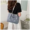 HBP Women Torba duża pojemność torebka torebka Kobiety Modne Krzyżowe torebki Body Pearl Pierścień Tote Canvas Pu Bags5