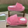 Pantofola di marca di lusso da donna con plateau in velluto stampato con scritta ricamata sandali da coppia firmati Pantofole da spiaggia alla moda