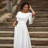 Robe de mariée blanc Satin Sexy plage africaine longueur de plancher perles ceinture flutter manches élégante en plein air église robe de mariée