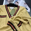 Damestruien Designer Milan Runway Autumn Sweater Brand SE -stijl Lange mouw V Hals Cardigan Dames Xinyi Irfm