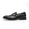 Brittisk stil loafers m￤n skor mode fast f￤rg pu kurva m￶nster metall b￤lte dekoration aff￤r casual daglig all-match ad169