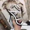 Kvinnor Sandaler Dance Shoe Super 10cm High Heel Woman Shoes Party Fashion 100% l￤der Nya sexiga klackar Lady Wedding Metal Belt Buckle Stor storlek 35-40-41 med l￥da