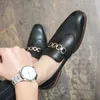 Loafers Metal Düğmesi Bullock Designer Sıradan Ayakkabılar Elbise Ayakkabı Erkekler PU Deri İngiliz Sinkeli Ayak Dantel Klasik Giyim Büyük Boyut 37-46
