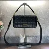 Avondtassen Kwaliteit Top Ionic Baguette Bag Handtas Schapenleer Geborduurde Pailletten Afneembare Handvatriem Goud Metaal Mode Brief