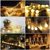 Cordes alimentées par batterie 50 LED Ball Starry Fairy String Lights 8 modes d'éclairage avec télécommande pour chambre jardin arbre de Noël