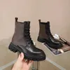 Martin Boots Winter Women039s سميكة الوحيدة السوداء للجلد الأزياء متعددة الاستخدامات مصممة فاخرة الأحذية الحجم 35411235466