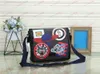 Deluxe Design Cross Body Bag Nowy portfel Messenger Paczka Messenger Portse Casual Short Bag Cartoon Letter Wzory listonosze